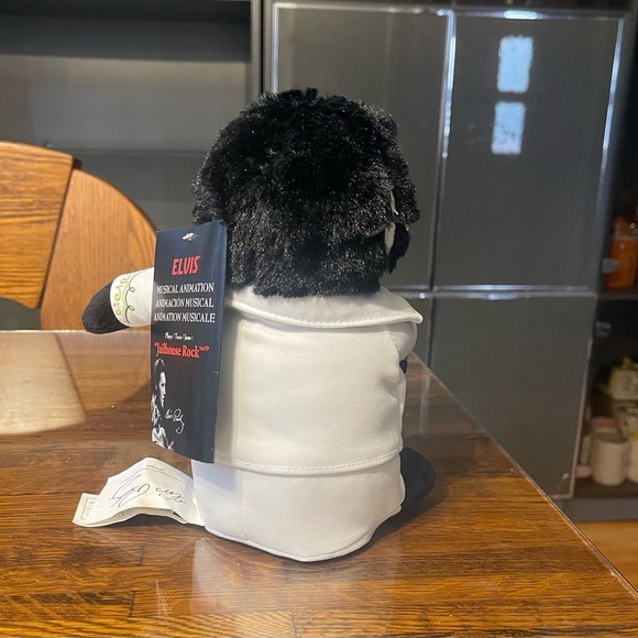 Elvis Musical Home Decor Singing 🎵 Jailhouse Rock🎵. NWT - Picture 7 of 7